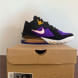 Nike LeBron XVII Low Black and Purple Athletic Shoes. Size 10